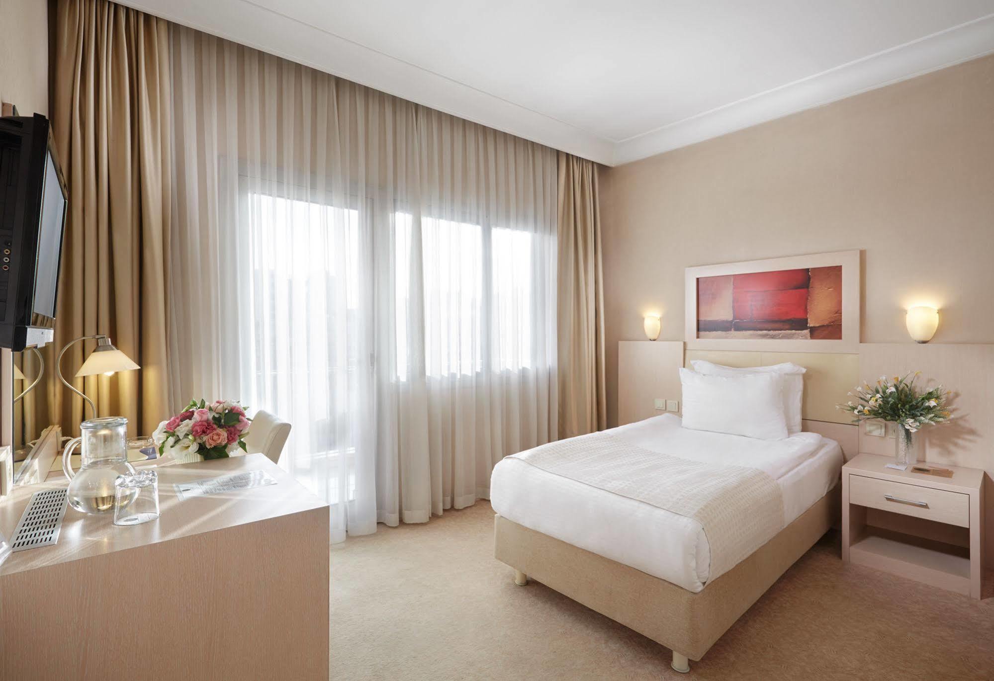Kordon Hotel Alsancak Izmir Eksteriør billede